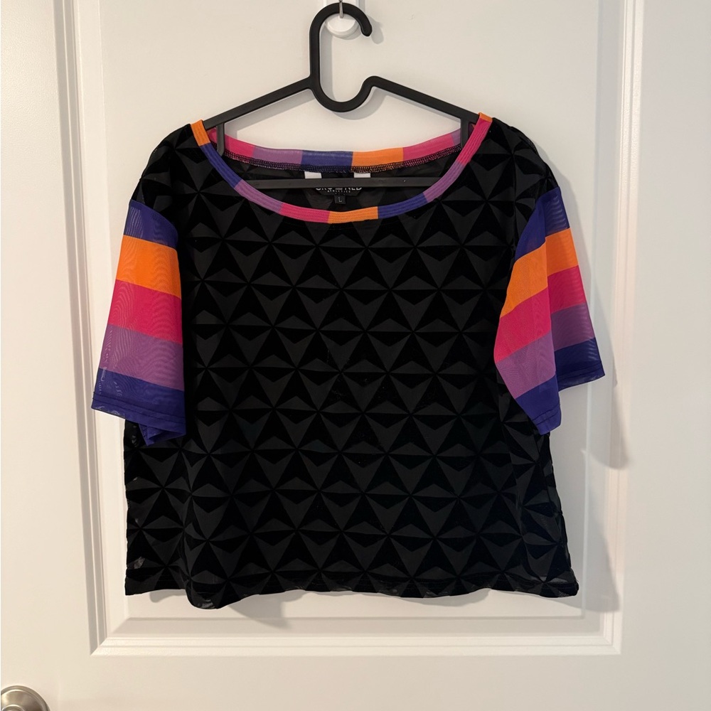 Crowned Athletics Geodesic Night Mesh Tee